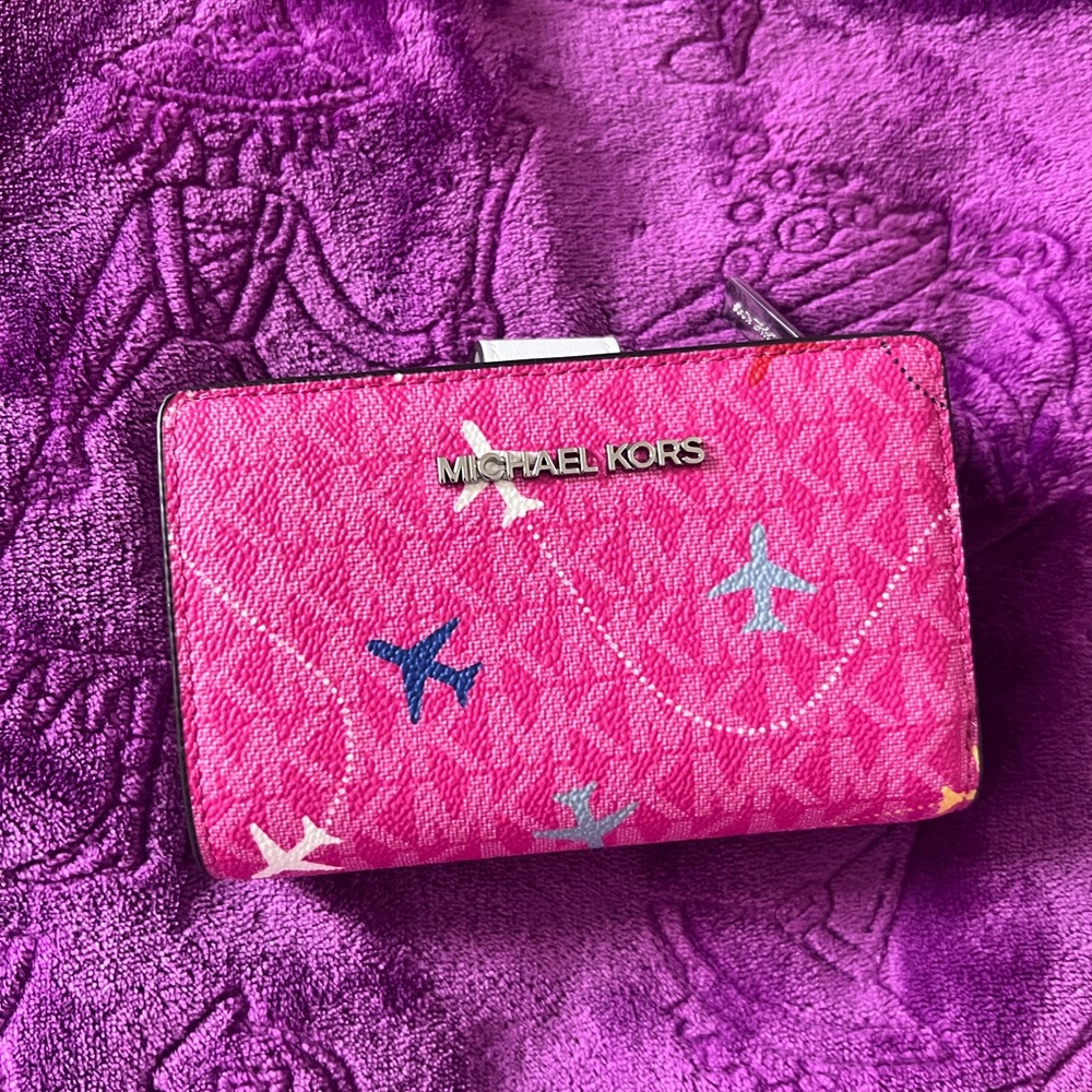 Michael Kors  Jet Set Travel Wallet